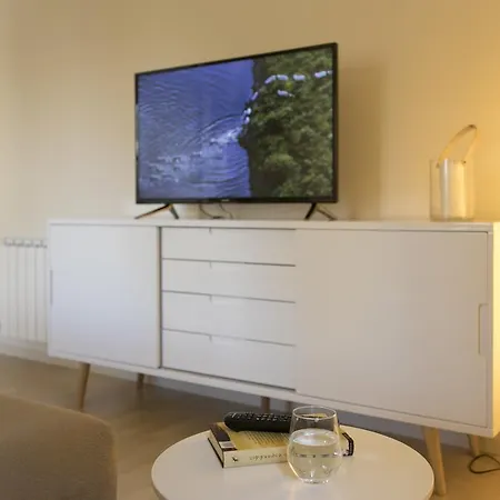 Apartamento Bravissimo Cort Reial-3b *